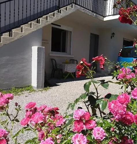 Jmc12 아파트 Onet-le-Chateau